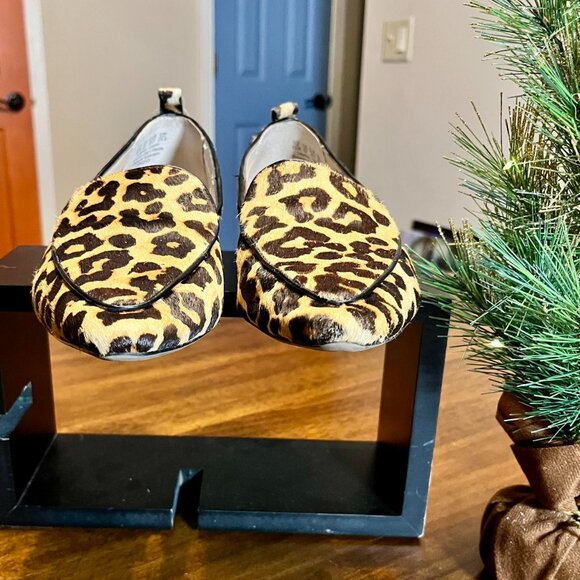 Franco Sarto Leopard Print Calf Hair Leather Loafers Pointed Toes Size 8.5 - Picture 4 of 7